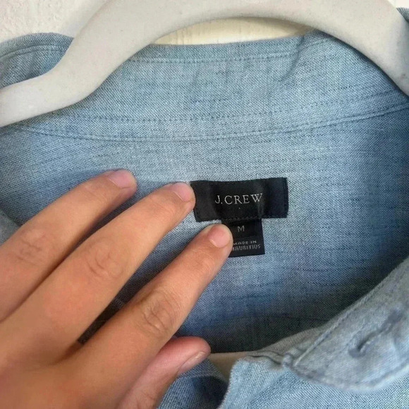 J Crew Men’s button up - Picture 2 of 4